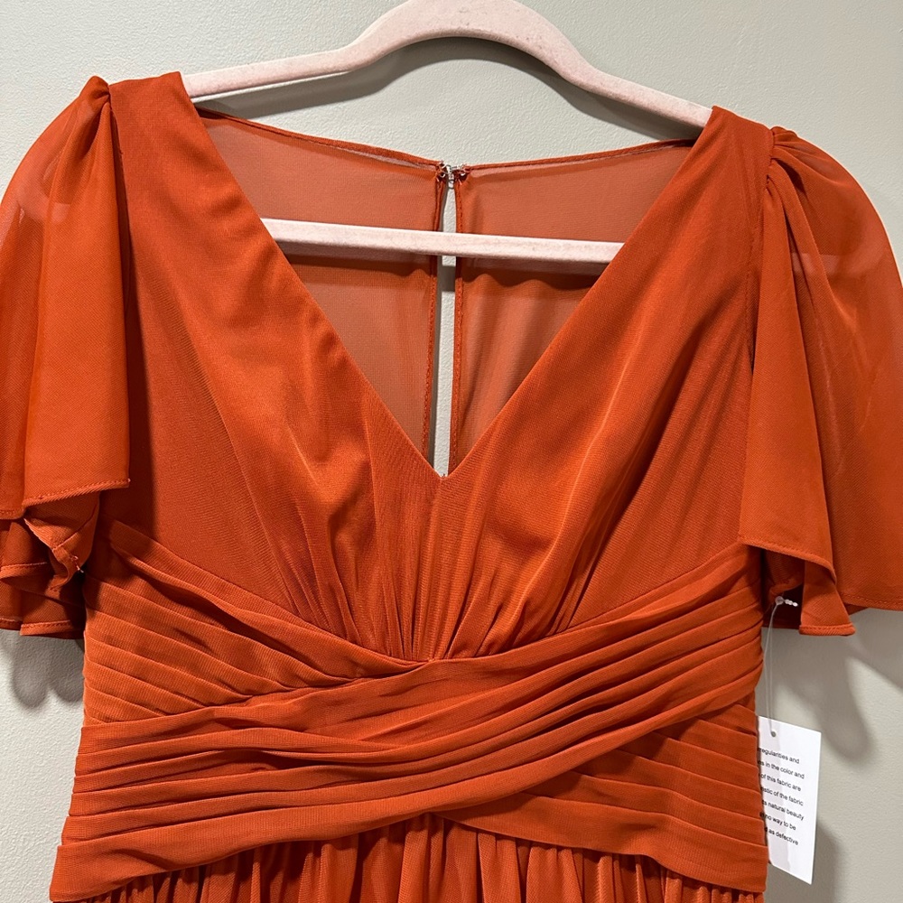 David’s bridal sienna chiffon bridesmaid dress. Size 4